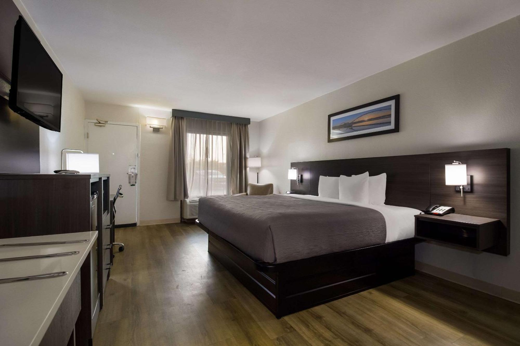 נורת' צ'רלסטון Quality Inn Coliseum מראה חיצוני תמונה
